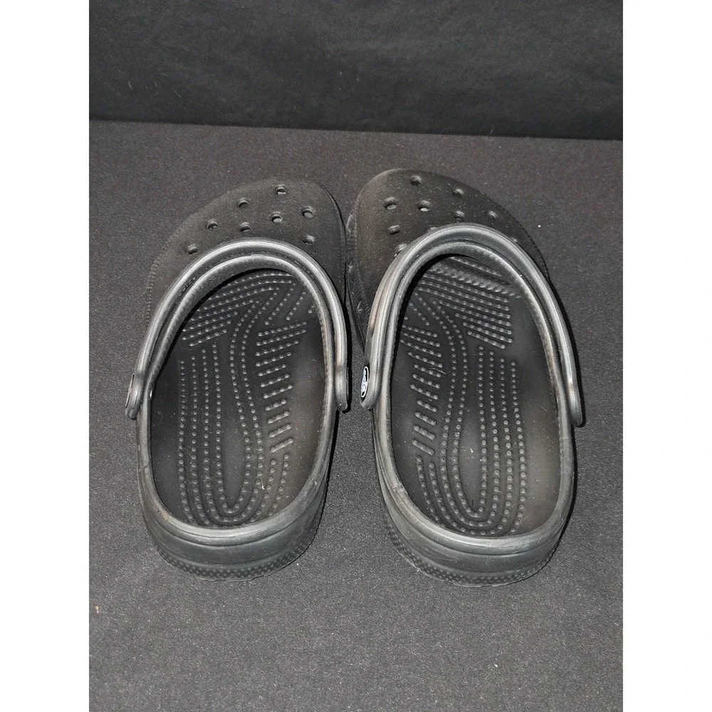 Crocs Classic Clogs Kid's Size J2 Slip On Casual Shoes Black‎